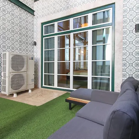 בית נופש Prime 2024 Chiado Historic Private Terrace ליסבון