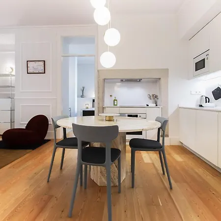 בית נופש Prime 2024 Chiado Historic Private Terrace ליסבון